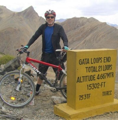 Chris Darke Cycling on the  tour with redspokes